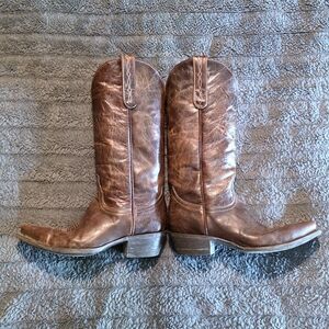 Idyllwind Brown Leather Cowboy Boots (Size 7)
